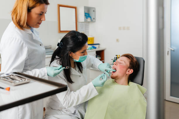 Best Weekend Emergency Dentist in Reed City, MI
